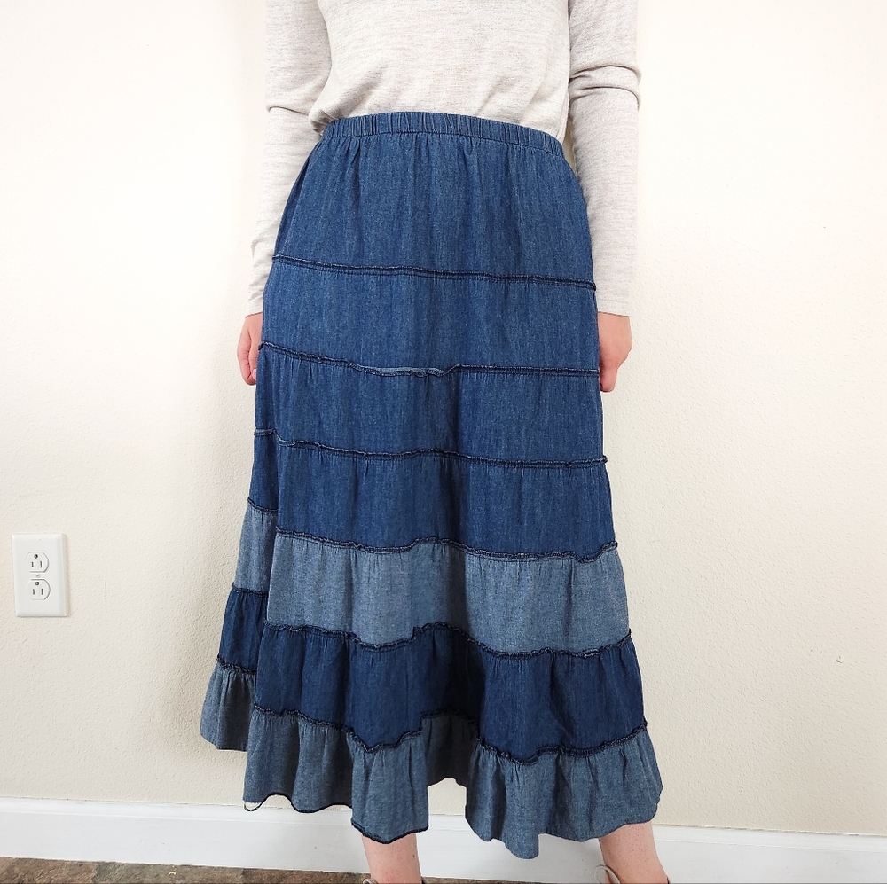 Metro Wear Lightweight Denim Multi-Tiered Skirt